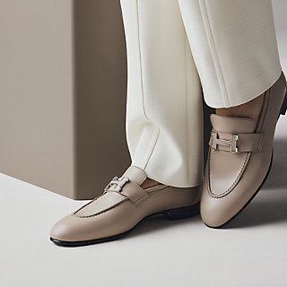 モカシン《パリ》 - ベージュ | Hermès - エルメス-公式サイト